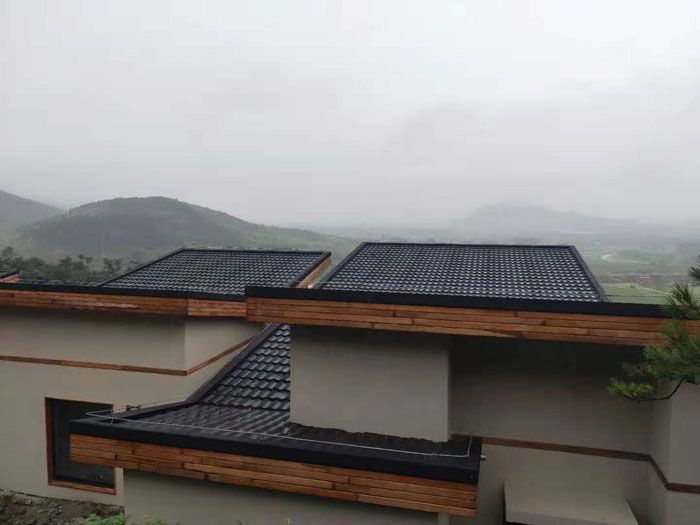 江苏宜兴兰博基尼水疗酒店彩石金属瓦施工应用 (2).jpg